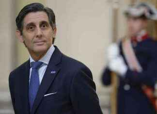 CNMC elimina obligaciones de Telefónica para cables submarinos de banda ancha news-07082024-020407