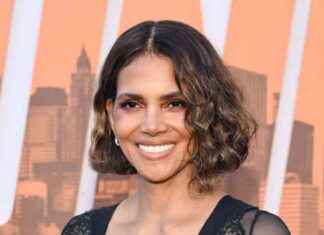 Estilo de Halle Berry en ‘El Sindicato’: Análisis y tendencias de moda news-16082024-201158