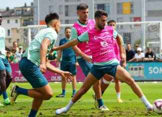 Debut del Racing contra la UD Almería en LaLiga Hypermotion 2024/25 news-19082024-004647