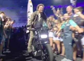 La moto eléctrica de Tom Cruise en los Juegos Olímpicos y Misión Imposible 8 – Híbridos y Eléctricos news-26082024-225741