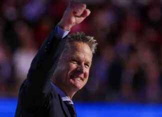 Steve Kerr critica currículum de Trump en entrevista. news-13092024-065542