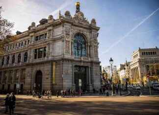 Captación de deuda del Tesoro por 4.000 millones a 12 años ligada a la inflación news-24092024-182510