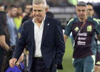 Reconocimiento del presidente de la Federación Mexicana al distanciamiento entre aficionados y el Tri news-29092024-125753