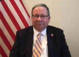 Embajador de EE. UU. confía en que la democracia prevalecerá | RCI news-05112024-172128