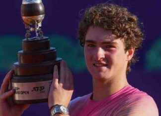 Joao Fonseca, de 18 años, se convierte en el primer jugador nacido en 2006 en ganar un título individual del ATP Tour con Andy Murray elogiando joao-fonseca-de-18-aos-se-convierte-en-el-primer-jugador-nacido-en-2006-en-ganar-un-ttulo-individual-del-atp-tour-con-andy-murray-elogiando