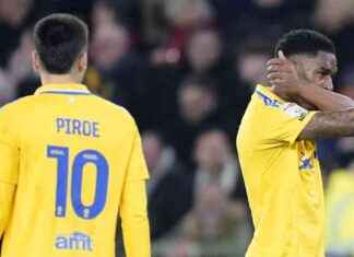 Leeds vence a Sheffield United 3-1 y se coloca a cinco puntos del primer lugar en el campeonato. leeds-vence-a-sheffield-united-3-1-y-se-coloca-a-cinco-puntos-del-primer-lugar-en-el-campeonato