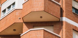 Alineaciones De Real Sociedad Contra Valencia C. F.: ¿Quién Sorprenderá?