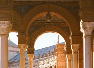 Alineaciones De Alavés Contra Sevilla FC: ¿Quién Sorprenderá Hoy?