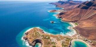 La Fascinante Historia de las Islas Canarias: Un Tesoro en el Atlántico The Fascinating History of the Canary Islands: A Treasure in the Atlantic
